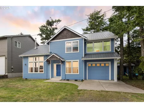 6550 Tent St, Pacific City, OR 97135