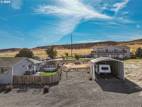 Exterior - 1275 Wright Rd, Arlington, OR 97812 photo 2 of 4