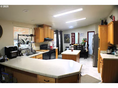 1320 Shoestring Rd, Riddle, OR 97469 photo 8