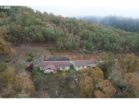 1320 Shoestring Rd, Riddle, OR 97469 photo 34