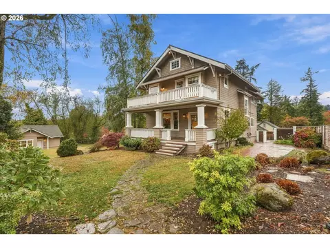 5721 SW 48th Ave, Portland, OR 97221