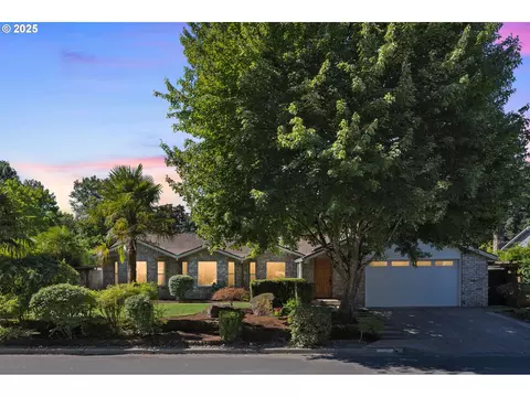 18395 Wood Thrush St, Lake Oswego, OR 97035