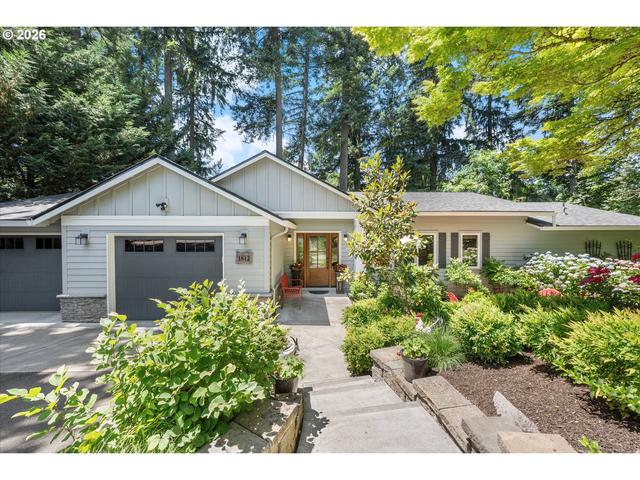 1812 SW Greenway Cir, West Linn, OR 97068
