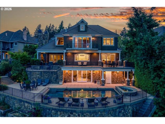 15599 Village Dr, Lake Oswego, OR 97034
