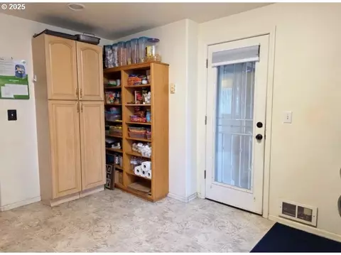 Other - 795 Red Cedar Ct, Eugene, OR 97402 photo 1 of 5