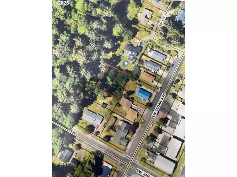 SW Cedar Ct, Warrenton, OR 97146