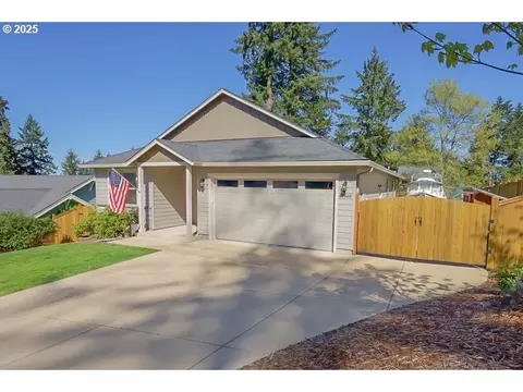 87949 10th St, Veneta, OR 97487