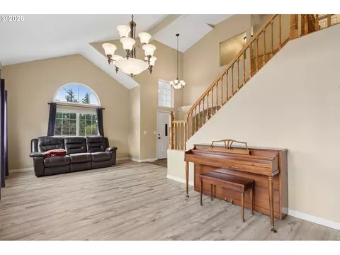 Living - 2432 NW 29th Ave, Camas, WA 98607 photo 5 of 7