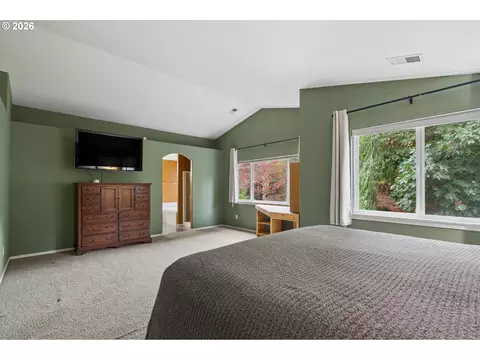 Bedroom - 2432 NW 29th Ave, Camas, WA 98607 photo 2 of 5