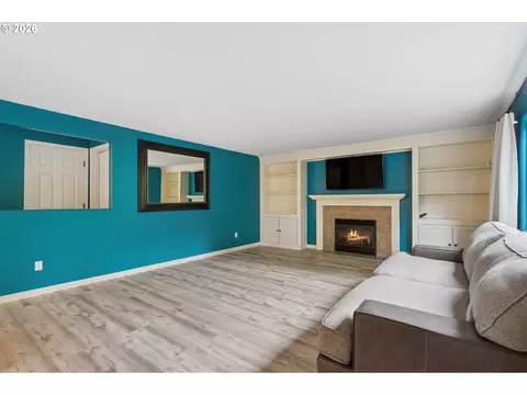 Living - 2432 NW 29th Ave, Camas, WA 98607 photo 3 of 7