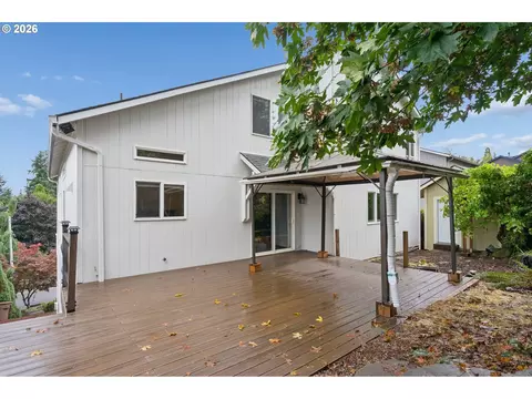 Exterior - 2432 NW 29th Ave, Camas, WA 98607 photo 3 of 9