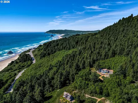 View/Area - 32307 Ruby Ln, Cannon Beach, OR 97110 photo 2 of 15