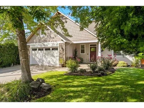 765 Jackwood St, Salem, OR 97306