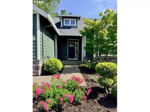 16120 SE Pinot Rd, Milwaukie, OR 97267