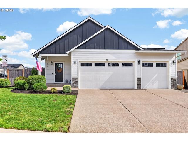 708 E Taft St, Carlton, OR 97111