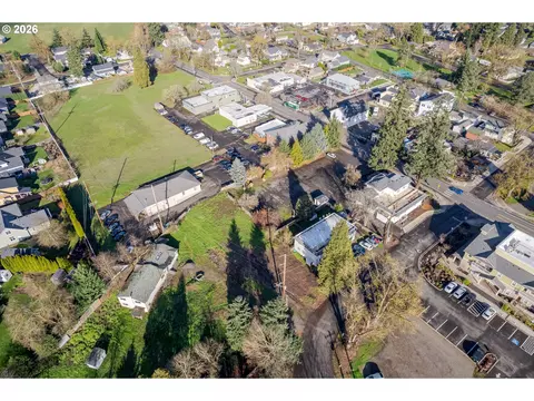 32633 W Mckenzie St, Eugene, OR 97408 photo 8