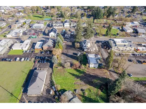 32633 W Mckenzie St, Eugene, OR 97408 photo 9