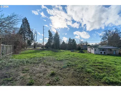 32633 W Mckenzie St, Eugene, OR 97408 photo 5