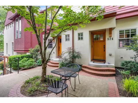 524 2nd St, Lake Oswego, OR 97034