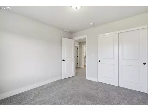 Bedroom - 2999 S Quartz Dr, Cornelius, OR 97113 photo 7 of 9
