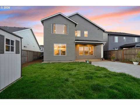 Exterior - 2999 S Quartz Dr, Cornelius, OR 97113 photo 8 of 11
