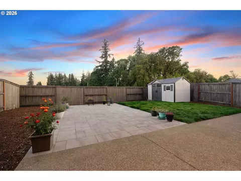 Exterior - 2999 S Quartz Dr, Cornelius, OR 97113 photo 5 of 11