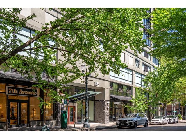 1025 NW Couch St #1217, Portland, OR 97209