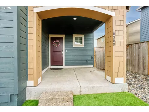 10908 NE 121st Ct, Vancouver, WA 98682