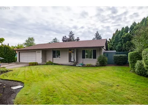 2302 Mousebird Ave, Salem, OR 97304