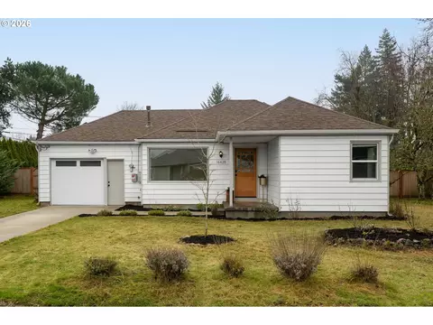 16428 SE Woodward St, Portland, OR 97236