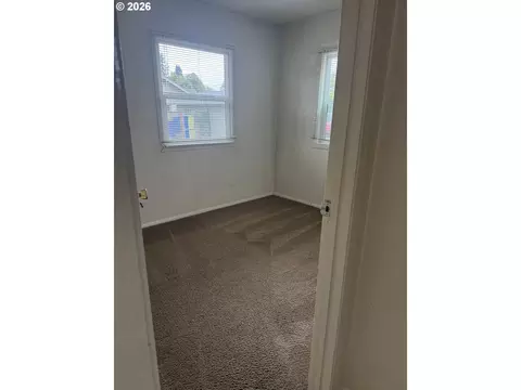 Bedroom - 736 5th St, Springfield, OR 97477 photo 1 of 4
