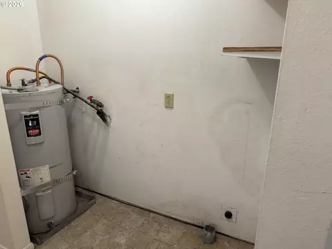 Other - 736 5th St, Springfield, OR 97477 photo 2 of 5