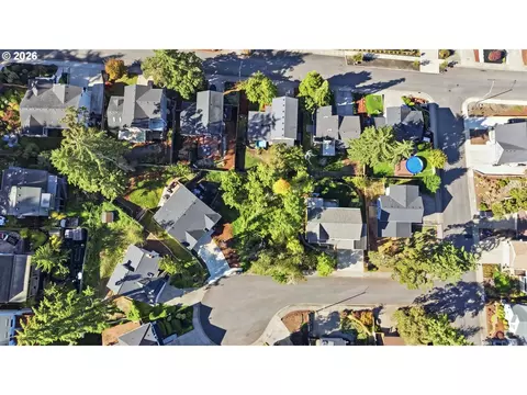S 72nd Pl, Springfield, OR 97478 photo 3
