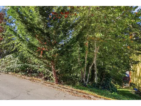 S 72nd Pl, Springfield, OR 97478 photo 6