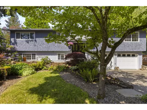 18195 SW Cheyenne Way, Tualatin, OR 97062