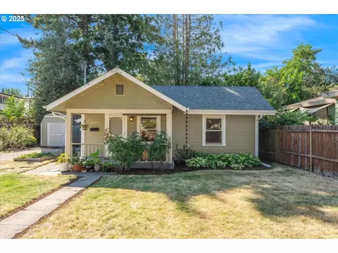 3227 NE 79th Ave, Portland, OR 97213