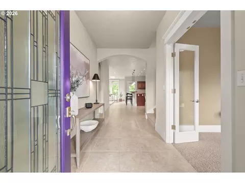 Entry Way - 1474 Arondo Ct, Eugene, OR 97401 photo 1 of 3