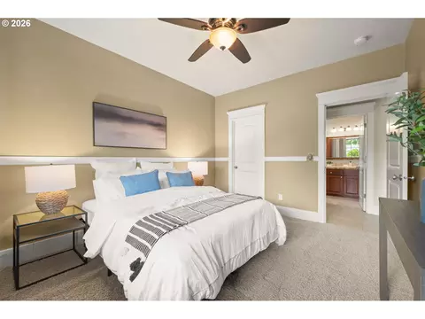 Bedroom - 1474 Arondo Ct, Eugene, OR 97401 photo 4 of 6