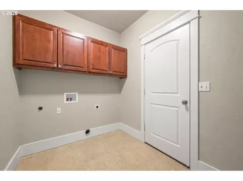 Other - 1474 Arondo Ct, Eugene, OR 97401 photo 7 of 8