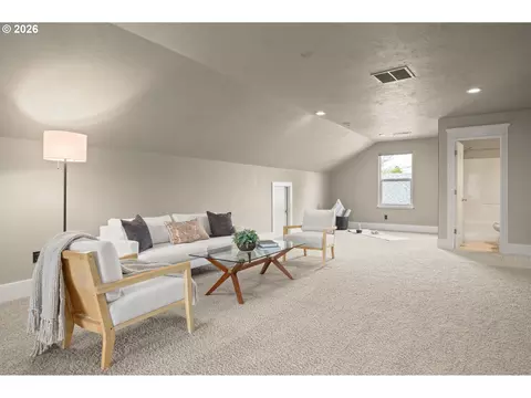Living - 1474 Arondo Ct, Eugene, OR 97401 photo 7 of 7