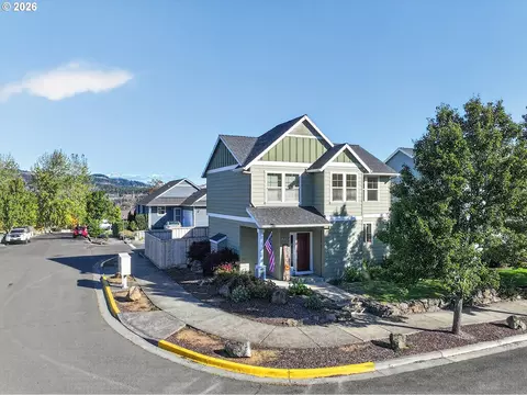 3008 Sherman Ave, Hood River, OR 97031