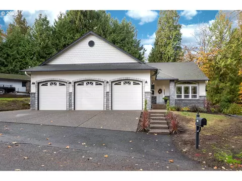 6101 SE Parmenter Ct, Milwaukie, OR 97267