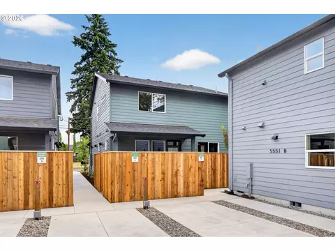 5551 SE Steele St #B, Portland, OR 97206