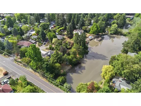 View/Area - 1147 Park Ave, Eugene, OR 97404 photo 8 of 10