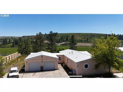785 N 7th Ave, Elgin, OR 97827