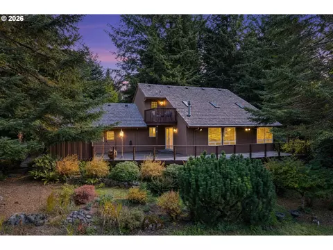 25375 E Bright Ave, Welches, OR 97067