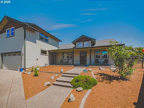4306 NW 121st Cir, Vancouver, WA 98685