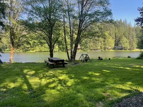 71378 Northshore Dr, Birkenfeld, OR 97016