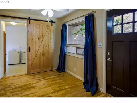 Entry Way - 2682 Harris St, Eugene, OR 97405 photo 1 of 1