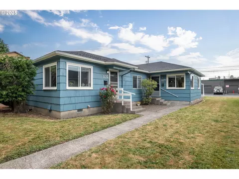 1134 16th Ave, Longview, WA 98632